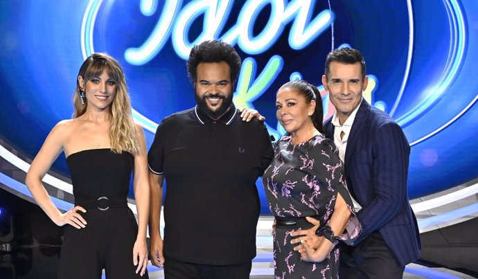 Edurne, Isabel Pantoja, Carlos Jean y Jesús Vázquez en 'Idol Kids'