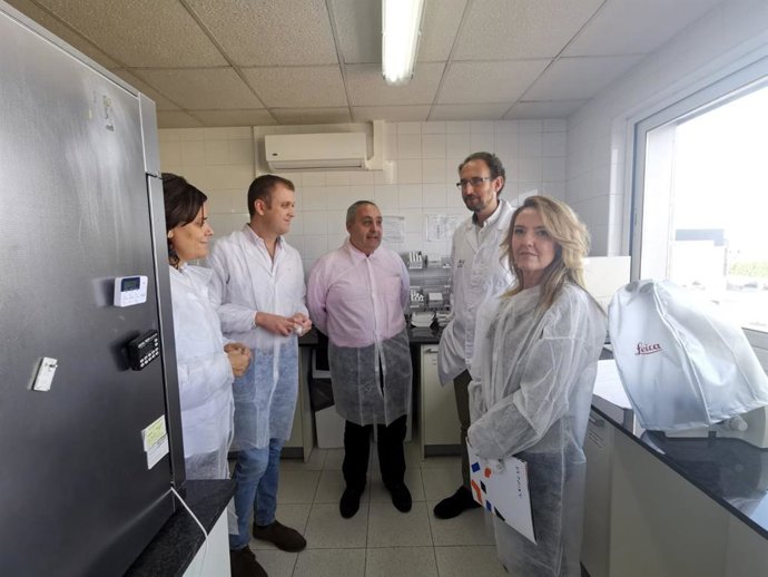 Diputados del Grupo Parlamentario del PP en la Junta General visitan el Centro Tecnológico de la Carne Asincar