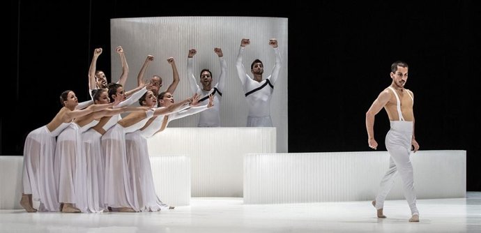 Espectáculo Carmen.Maquia,