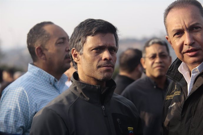 Leopoldo López cumple mañana seis meses en la Embajada española en Venezuela sin