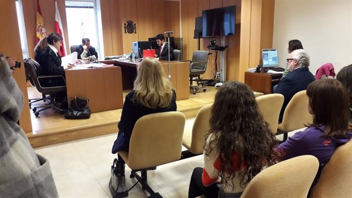 Visto para sentencia el juicio por la denuncia de Marina Vargas contra Fernando Francés por presunto maltrato