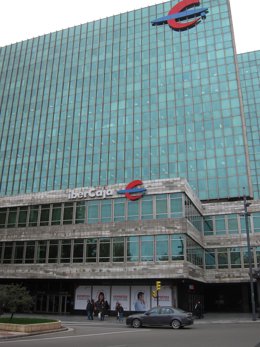 Ibercaja obtiene un beneficio neto de 91,4 millones hasta septiembre, un 26% más Sede central de Ibercaja en Zaragoza.