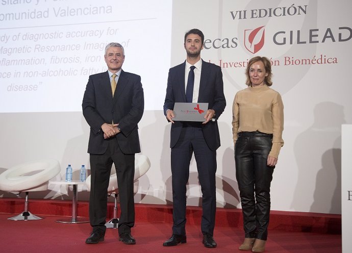 David Martí recoge el premio en representación de Luis Martí Bonmatí.