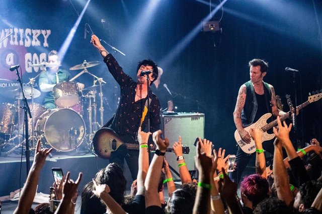 Green Day, Fall Out Boy and Weezer Celebrate “Hella Mega Tour” Announcement With Historic Show at Whisky A Go Go