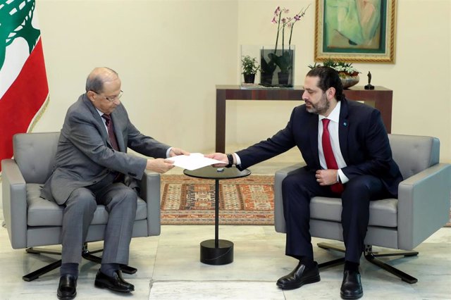 Saad Hariri presenta su dimisión a Michel Aoun