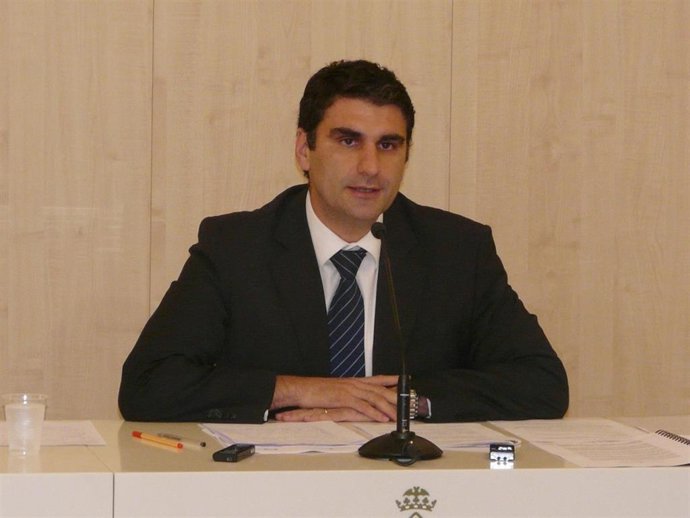 El portavoz del PP, Julio Martínez.