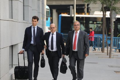 Ron attribuisce a Saracho il fallimento del Popolare perché è entrato potenziato da Del Valle e Reyes Calderón per vendere la banca
