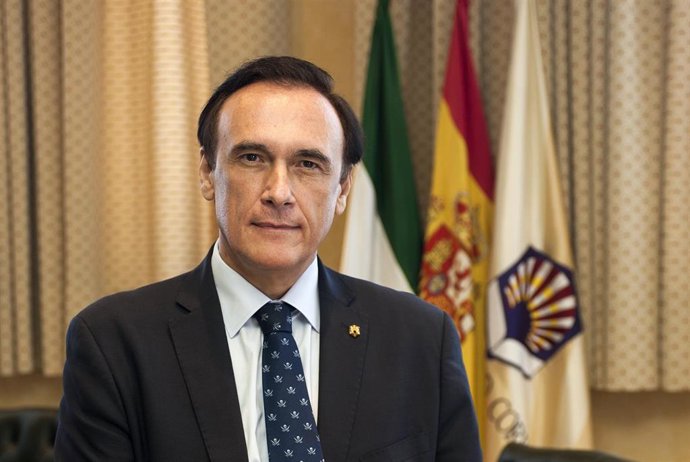 El presidente de la Conferencia de Rectores de Universidades Españolas (CRUE), Juan Carlos Gómez Villamandos.