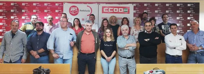 Rueda de prensa conjunta de UGT y CCOO sobre la negociación de convenios de hostelería en cuatro provincias andaluzas.