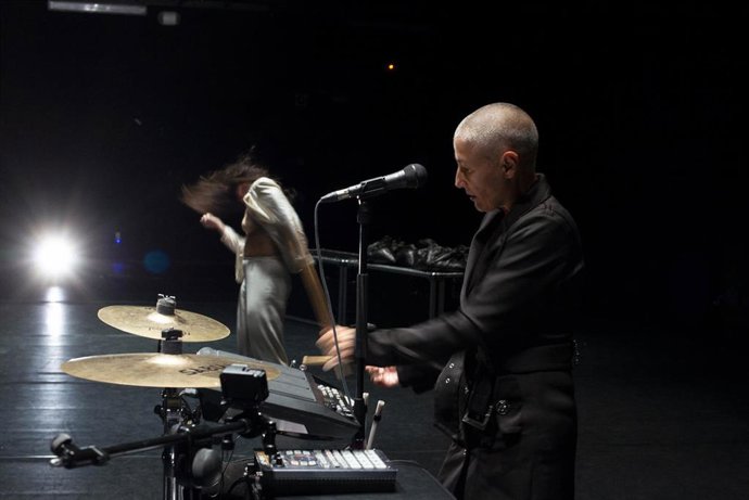 Bárbara Sánchez y Mercedes Peón con Janet Novás protagonizan las dos propuestas de Mes de Danza en el Teatro Central