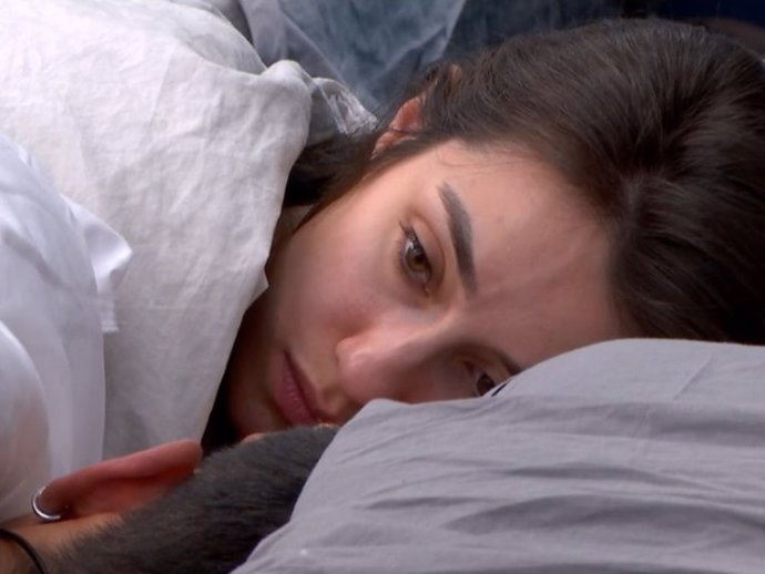 Adara Molinero habla con Gianmarco en las camas de la casa de 'GH VIP 7'
