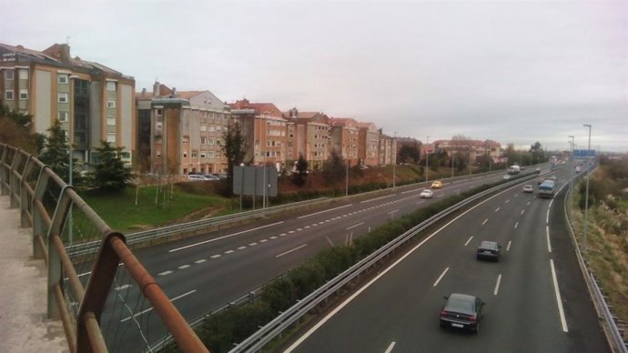 Autovía A-67 a su paso por Bezana