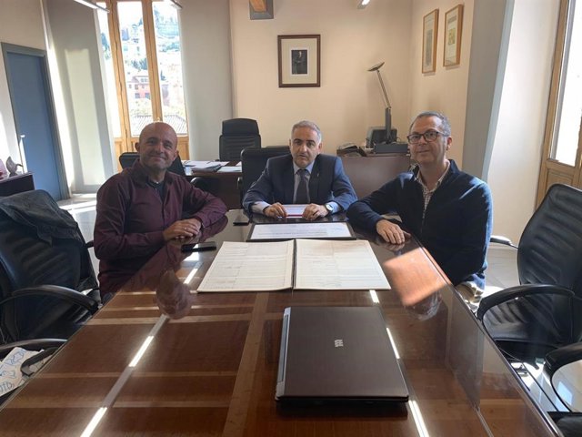 Recepción en la Junta al profesor Juan Cruz-Guevara, Premio Reina Sofía de Composición Musical