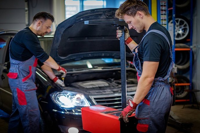 Los defectos de iluminación en los coches que acuden a la ITV crecen un 40% en los últimos cinco años