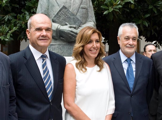 Los expresidentes de la Junta Manuel Chaves, Susana Díaz y José Antonio Griñán