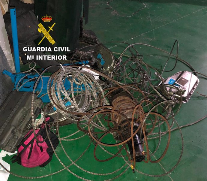 Material intervenido a parte de los investigados.