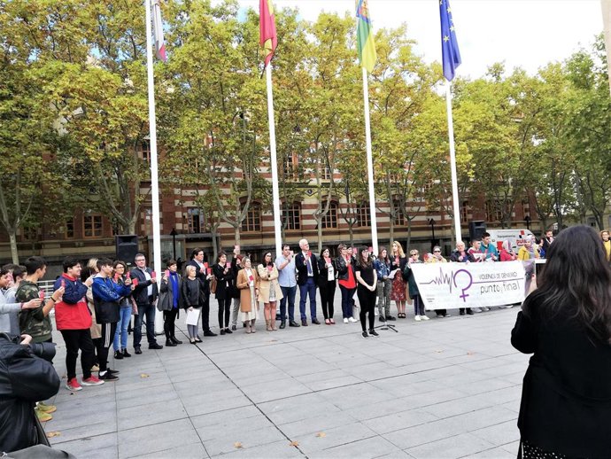 Logroño cambiará las concentraciones contra la violencia de género los primeros jueves de mes, por un espacio permanente de recuerdo y homenaje a las víctimas.