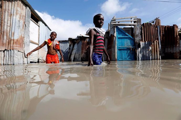 Las inundaciones por las lluvias estacionales dejan más de 182.000 nuevos desplazados en Somalia, Mogadiscio