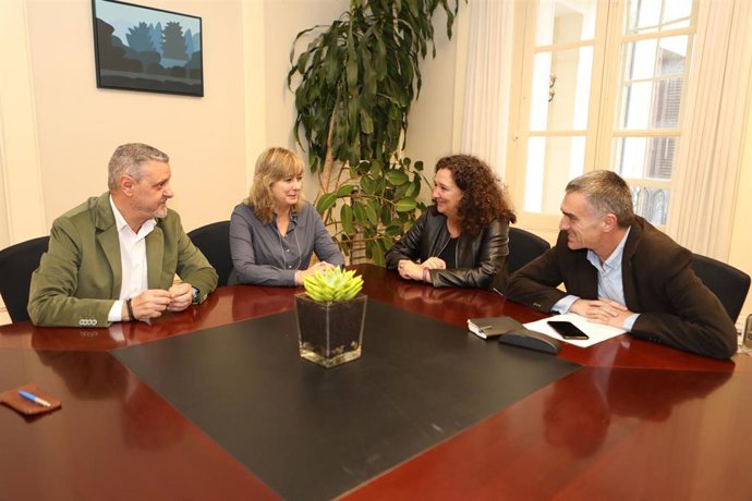 Martín Zabalza, Ana Ollo, Mónica Hernando y Jonan Fernández
