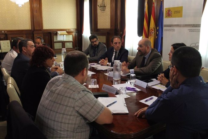 José Crespín y responsables de ADIF con alcaldes de Lleida.