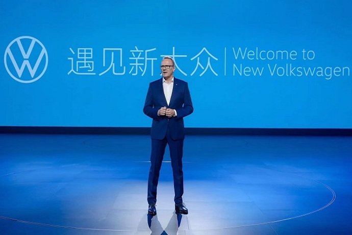Stephan Wllenstein, Consejero Delegado Del Grupo Volkswagen En China, Presenta La Nueva Imagen De La Marca Alemana En El País Asiático