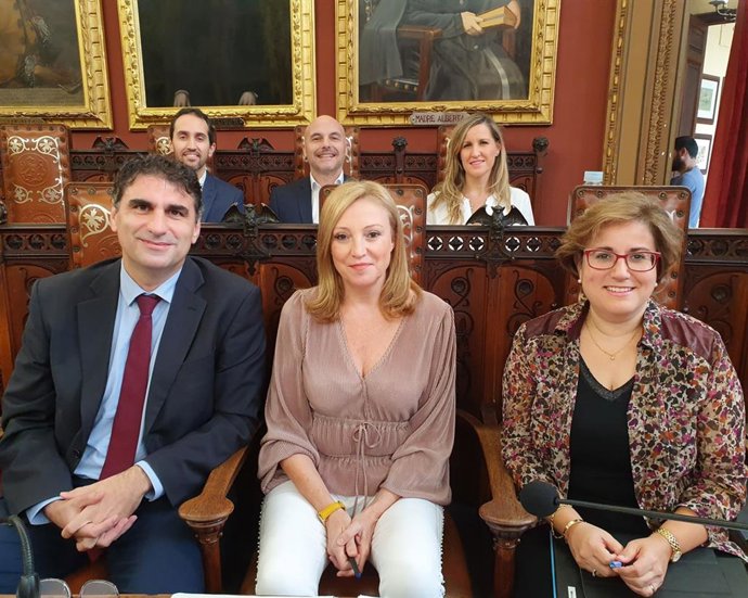 La portavoz del PP de Palma, Mercedes Celeste, en el pleno del Ayuntamiento