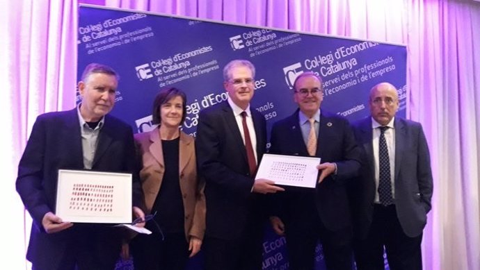 Guardonats amb el Premi Joan Sard Dexeus 2019 al millor llibre d'Economia i Empresa.