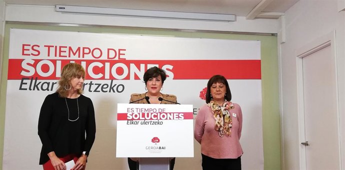 De izquierda a derecha: Ana Ollo, María Solana y Esther Cremaes