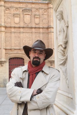 El escritor salmantino Jairo Junciel, autor de 'El secreto de Rosanegra'.