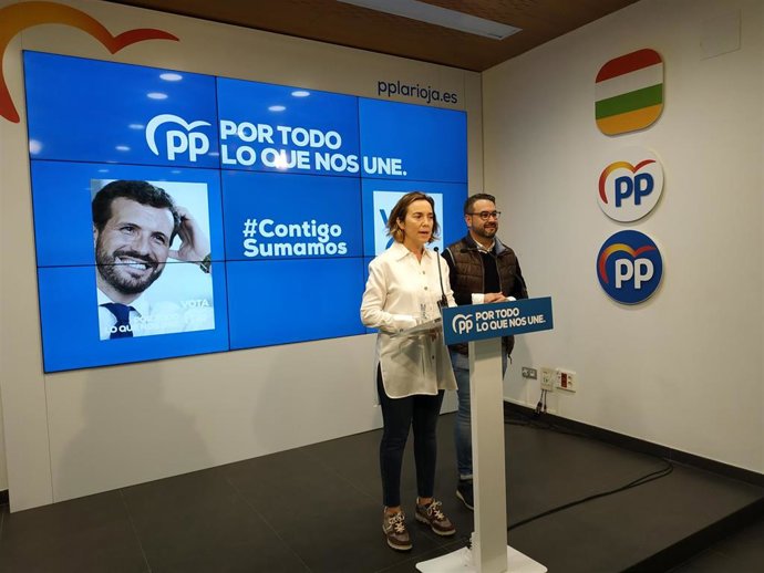 Los candidatos del PP al Congreso por La Rioja, Cuca Gamarra y Javier Merino
