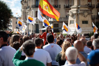 Arrimadas avisa a Sánchez: "Empieza a oler aquí a lo que olía en Andalucía"