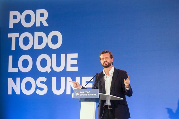 El presidente del Partido Popular y candidato del partido para el 10N, Pablo Casado, interviene en un acto en Lalín (Pontevedra/Galicia/España), a 2 de noviembre de 2019.