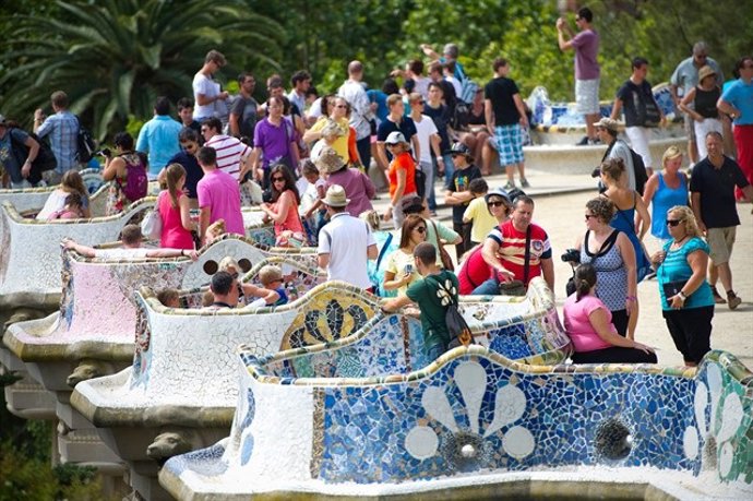 Imatge de turistes a Barcelona.