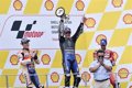 Viñales aguanta la remontada de Márquez en Sepang