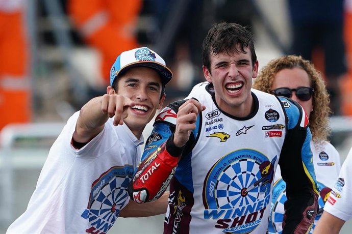 Los hermanos Marc y lex Márquez en Sepang