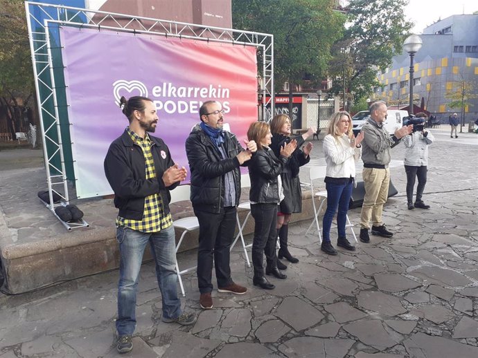 Acto político de Elkarrekin Podemos en Bilbao con la eurodiputada Maria Eugenia Rodríguez Palop