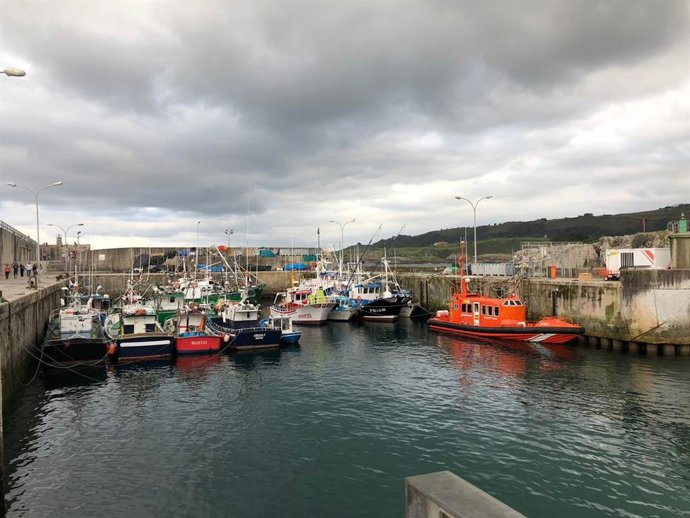 Puerto de Llanes