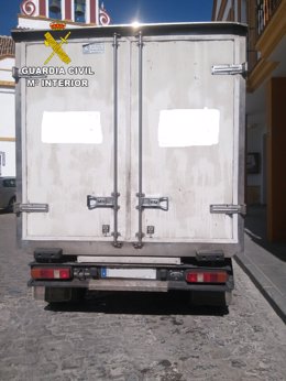 Camión frigorífico robado en La Rinconada.