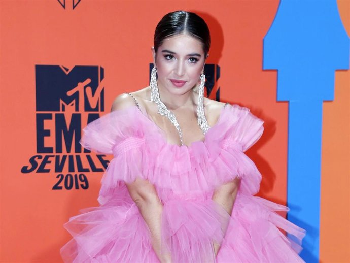 Lola Índigo en los Premios MTV European Music Awards 2019