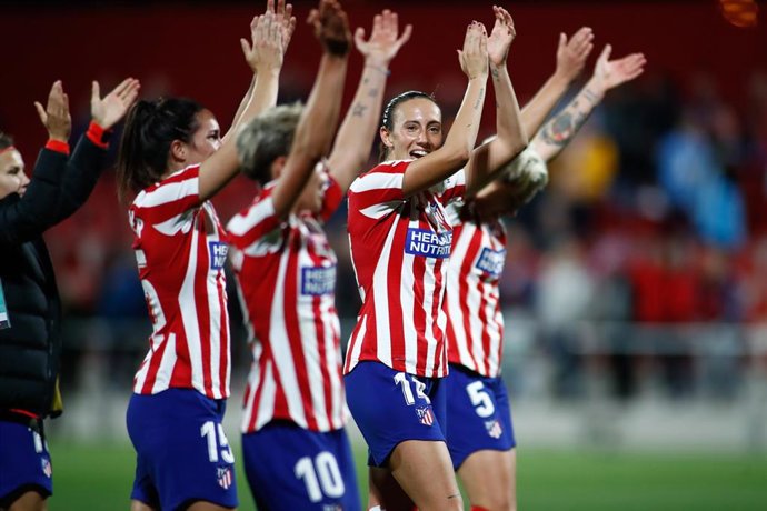 Las jugadoras del Atlético de Madrid celebran una victoria.