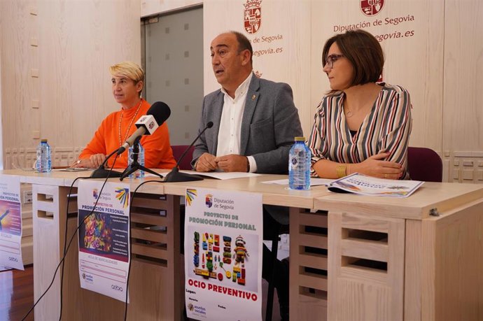 Presentación de los Programas de Promoción Personal de la Diputación.