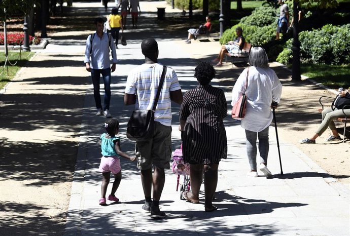 10N.- PP, Cs y Vox suspenden en igualdad mientras Podemos y PSOE defienden permi