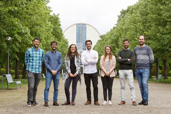 Alberto Berrueta Irigoyen, Miguel Araiz Vega, Patricia Aranguren Garacochea, Javier Samanes Pascual, Leyre Catalán Ros, Julio Pascual Miquleiz y David Arricibita De Andrés.