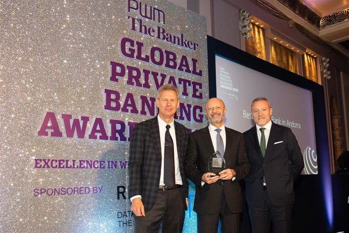 De izquierda a derecha, Yuri Bender, Martí Alfonso y Joan R. Mas