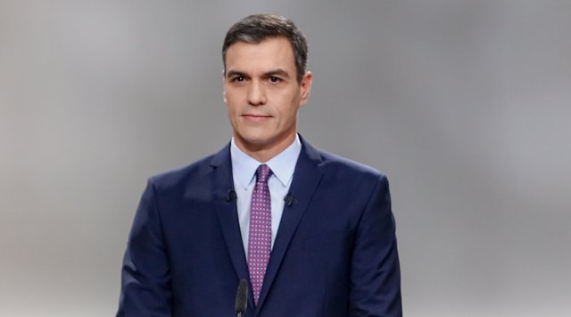 Pedro Sánchez antes del debate electoral en televisión en el Pabellón de Cristal de la Casa de Campo de Madrid el 4 de noviembre de 2019.