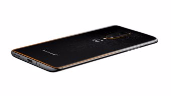El smartphone OnePlus 7T Pro McLaren Edition