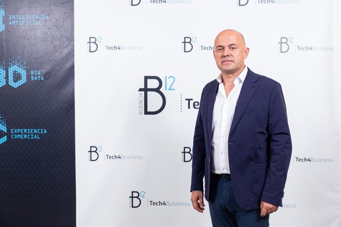 Javier Fernández de Valderrama, CEO de Agencia B12