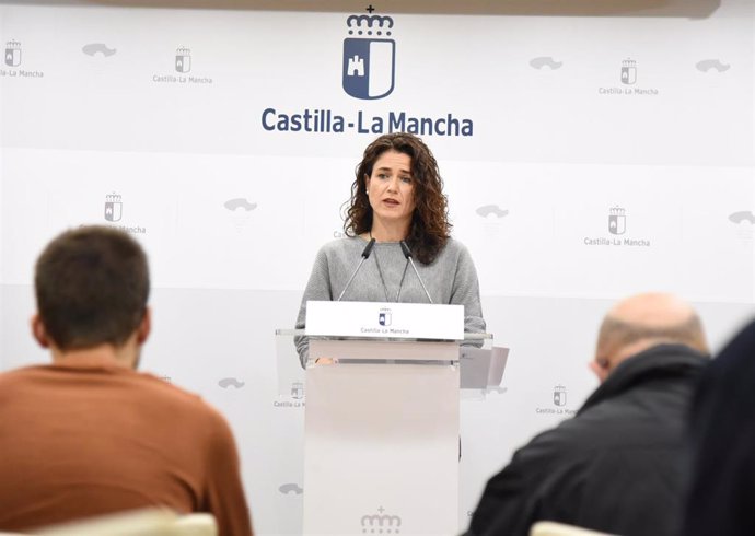 La vicenconsejera de Empleo, Nuria Chust, en rueda de prensa