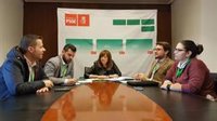 PSOE-A urge a la consejera de Igualdad a defender a los 'mena' ante las "agresiones" de Vox