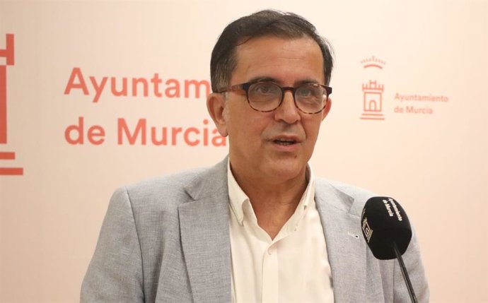 El portavoz del PSOE de Murcia, José NAtonio Serrano